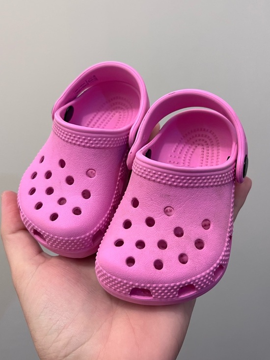 CROCS Other - Crocs Pink Baby Toddler Crocs size 2 3